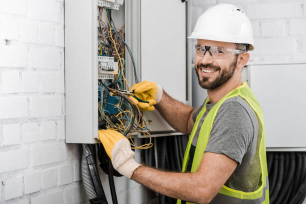 Best Electrical Outlet Repair  in Struthers, OH