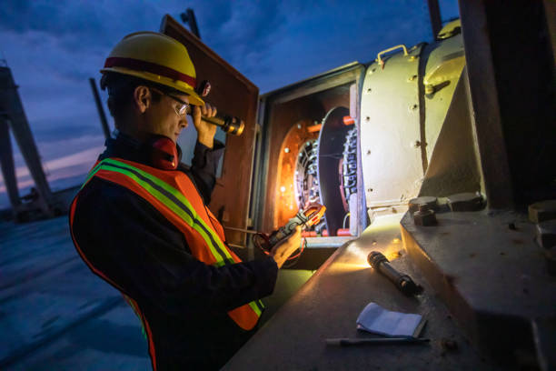 Best Licensed Electrician  in Struthers, OH
